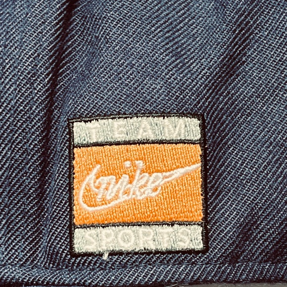 Nike Illinois Fighting Illini Snap Back Hat Blue & Orange Embroidered Cap - Picture 3 of 9